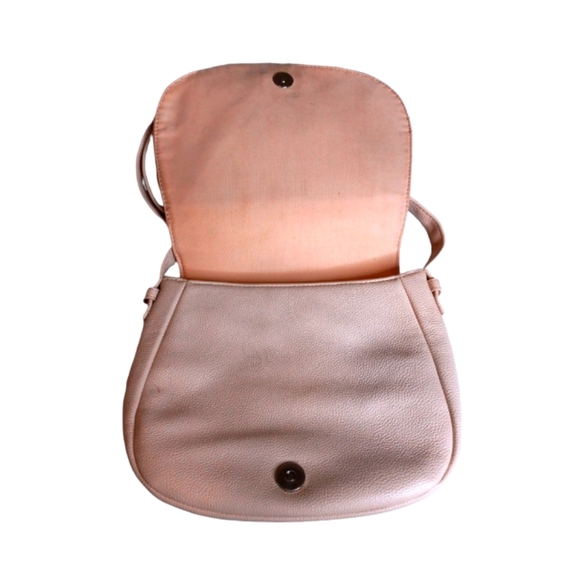 COPY - Womens crossbody purse leather tan/Carmel medium. - Picture 9 of 13